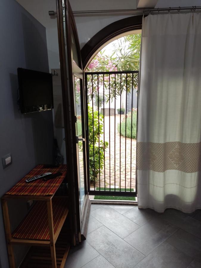 Arco Bianco - Monolocali Apartment Tortoli Exterior photo